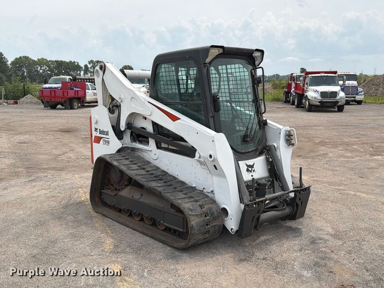 2018 Bobcat T740 Tracked Skid Steer Loader - photo 3