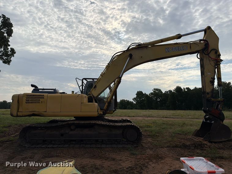 2001 Kobelco SK330LC Excavator - photo 4