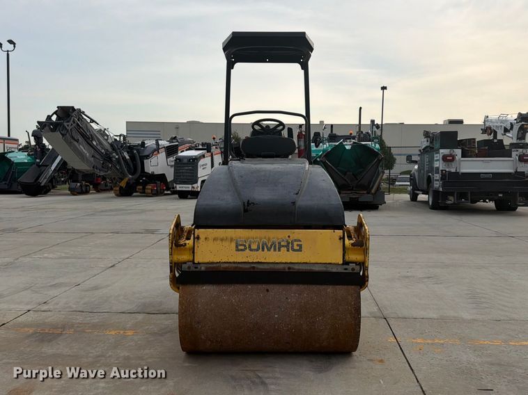 2007 Bomag BW120 AD-4 Double Drum Vibratory Roller - photo 2