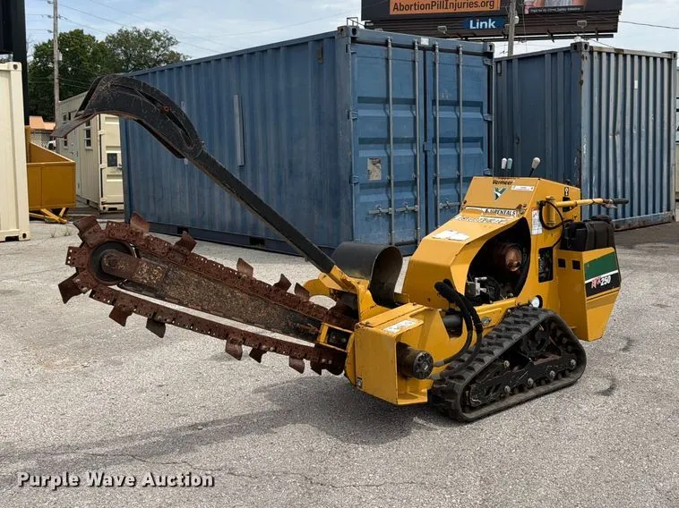 2017 Vermeer RTX250 Trencher