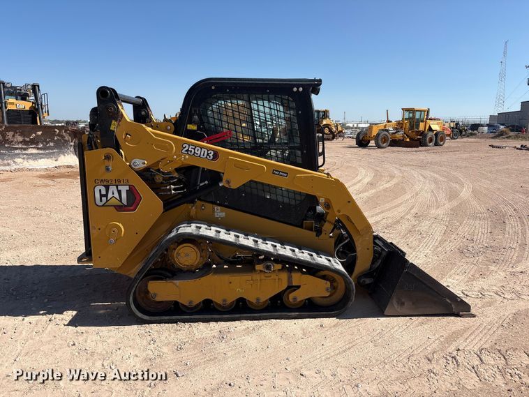 2023 Caterpillar 259D3 Tracked Skid Steer Loader - photo 4