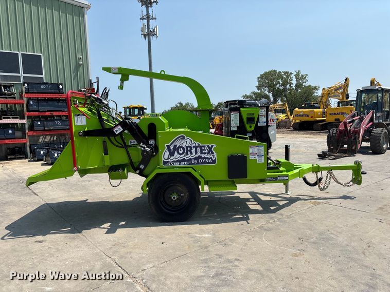 2025 Dyna V-12 Wood Chipper - photo 4