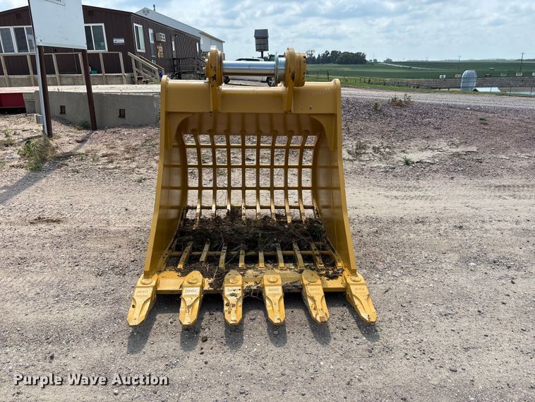 Bedrock 349 Excavator Rock Bucket - photo 2