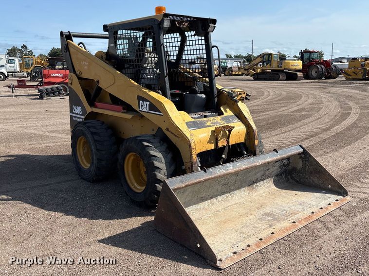 2004 Caterpillar 268B Skid Steer Loader - photo 3