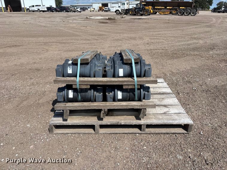 (16) Caterpillar  179-1486 Track Rollers - photo 2