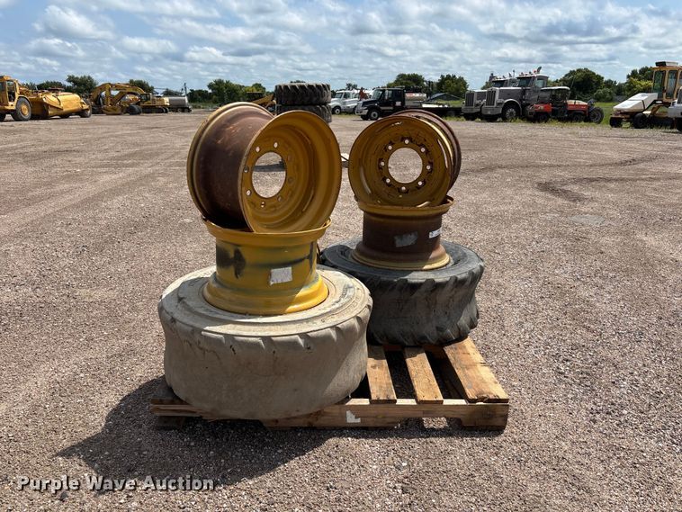 Skid Steer Wheels And Tires - photo 2