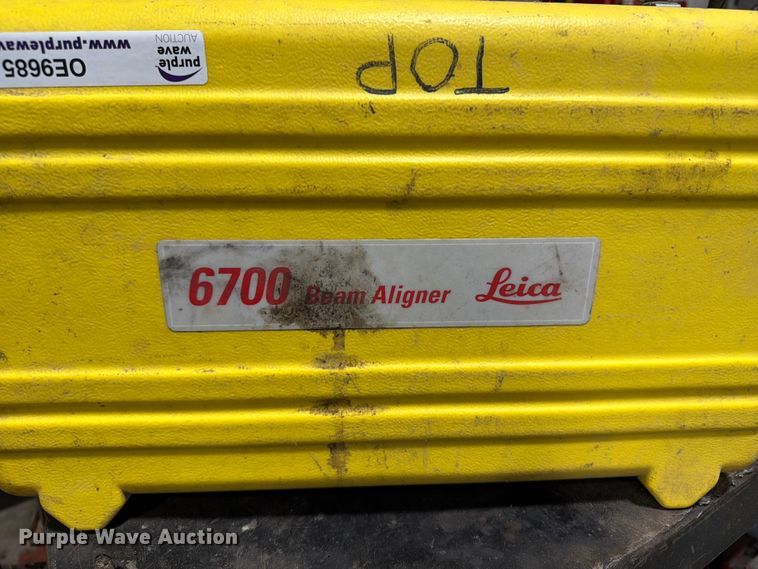 Leica 6700 Sewer Beam Aligner - photo 2