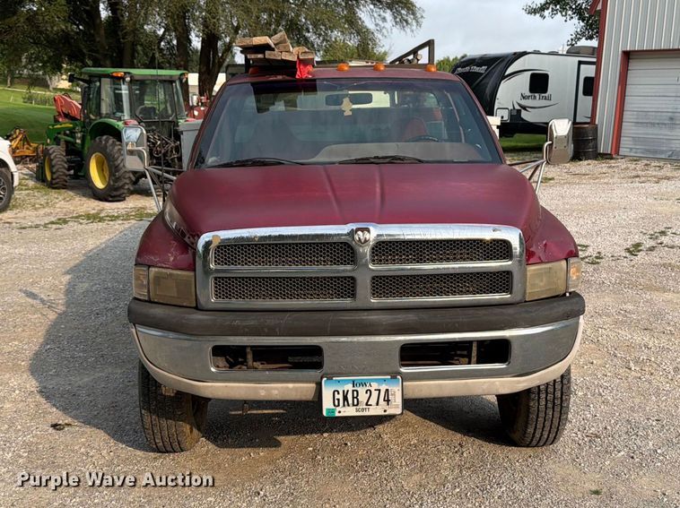 1995 Dodge Ram 3500 Utility Bed Pickup Truck - photo 2
