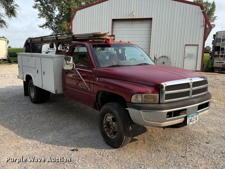1995 Dodge Ram 3500 Utility Bed Pickup Truck - photo 3