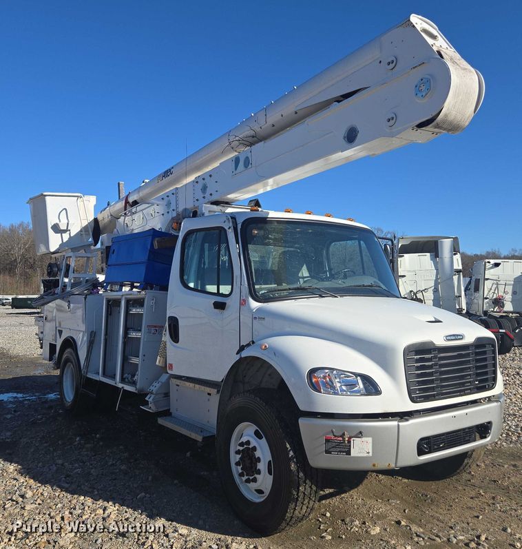 2024 Freightliner Business Class M2 Bucket Truck - photo 3
