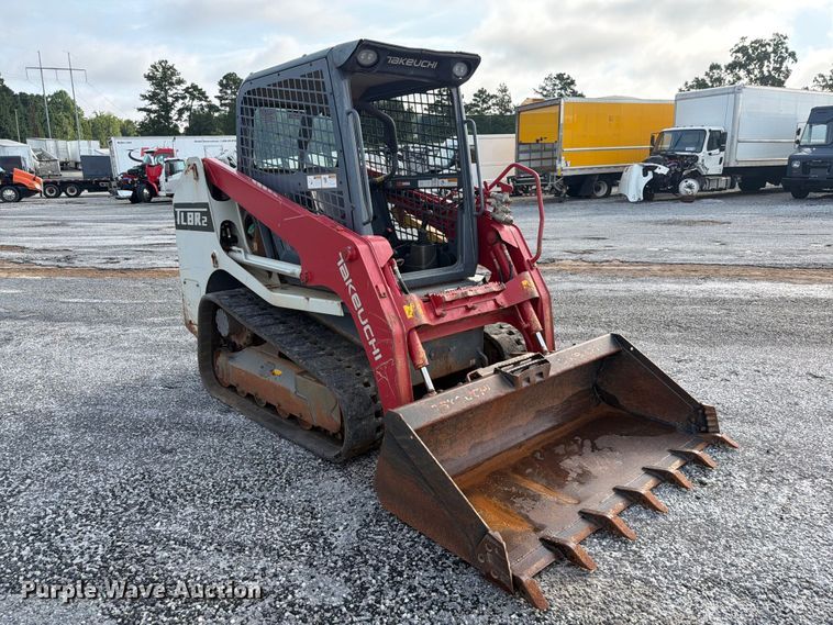 2023 Takeuchi TL8R-2 Tracked Skid Steer Loader - photo 3