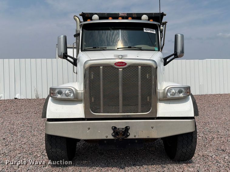 2018 Peterbilt 567 Dump Truck - photo 2