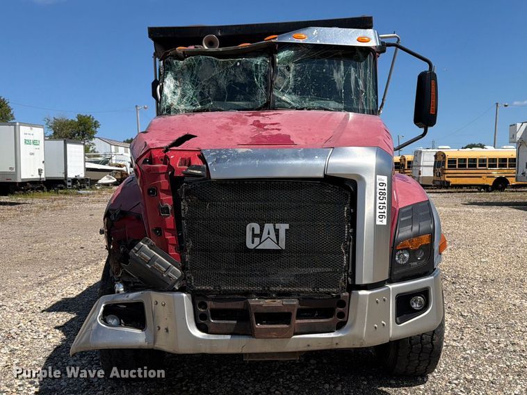 2012 Caterpillar CT660S Dump Truck - photo 2