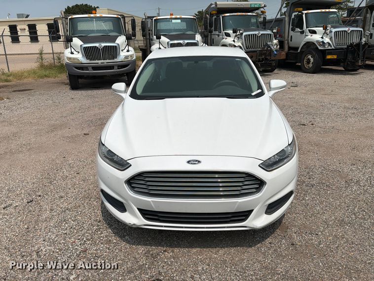 2016 Ford Fusion - photo 2