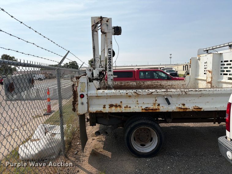 2016 Ford F550 Super Duty Dump Truck - photo 5
