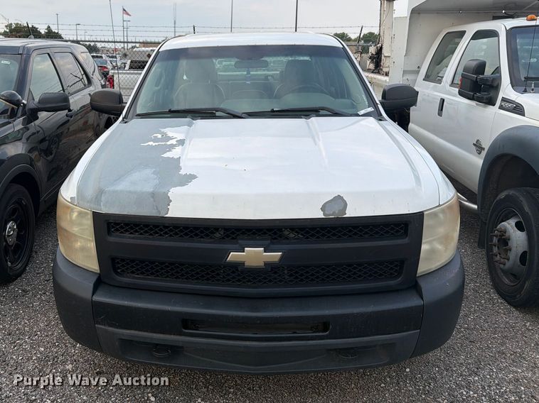 2011 Chevrolet Silverado 1500 Crew Cab Pickup Truck - photo 2