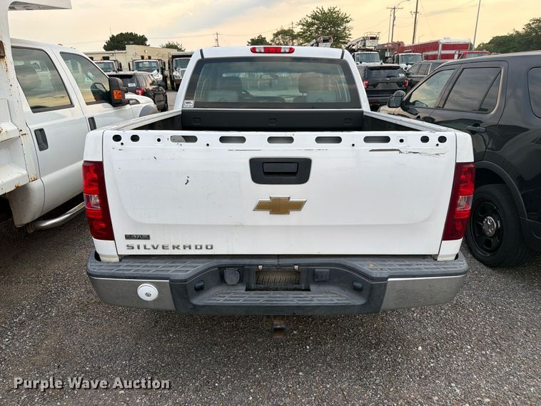 2011 Chevrolet Silverado 1500 Crew Cab Pickup Truck - photo 5
