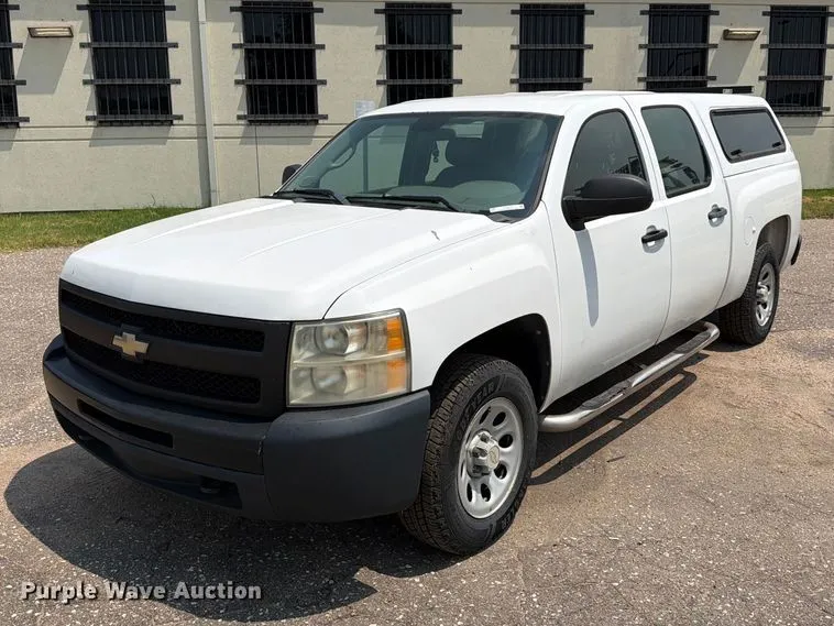 2011 Chevrolet Silverado 1500 Crew Cab Pickup Truck