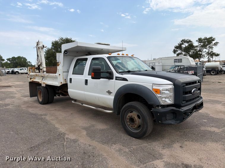 2016 Ford F550 Dump Truck - photo 3