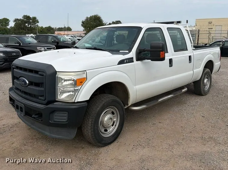 2016 Ford F250 Crew Cab Pickup Truck