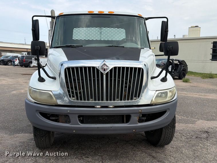 2009 International 4300 Dump Flatbed Truck - photo 2