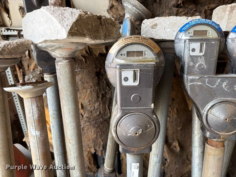 (23) Parking Meters - photo 5