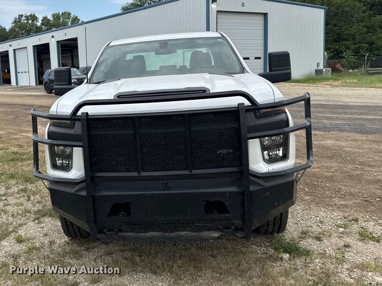 2021 Chevrolet Silverado 2500HD Crew Cab Utility Bed Pickup Truck - photo 2