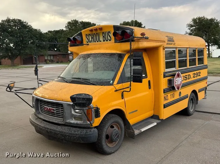 2000 Thomas Savana School Bus