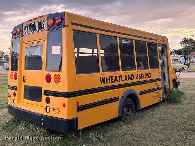 2012 Chevrolet Express G4500 School Bus - photo 5