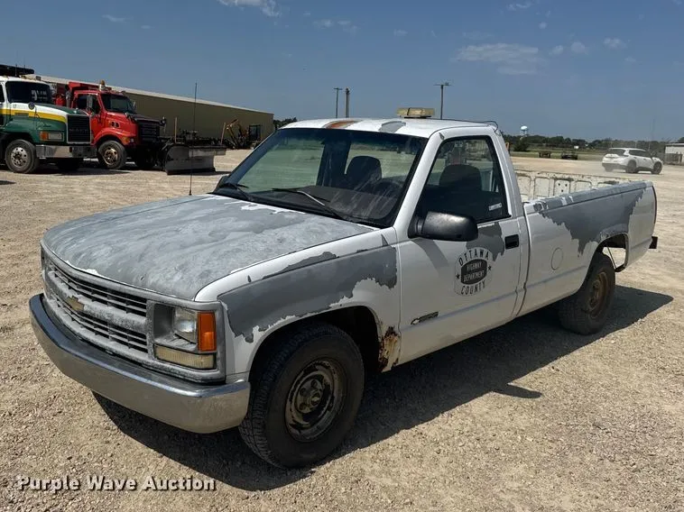 1995 Chevrolet C1500 Pickup Truck