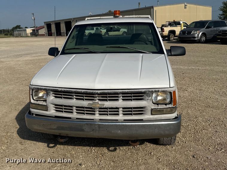 1997 Chevrolet C1500 Pickup Truck - photo 2
