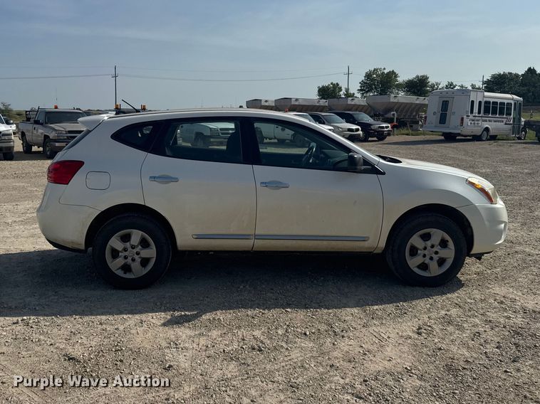 2013 Nissan Rogue SUV - photo 4