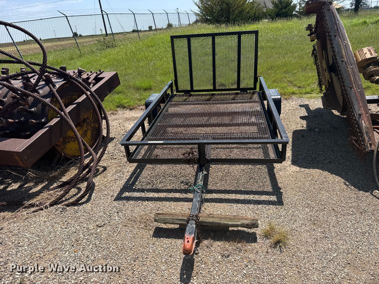 Utility Trailer - photo 2