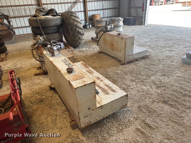 (3) Fuel Tanks - photo 5