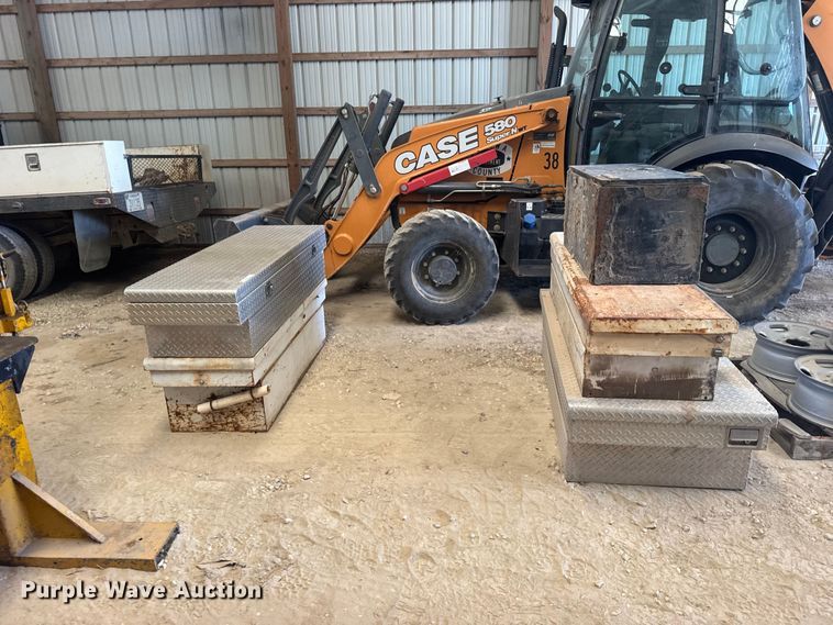 (5) Toolboxes - photo 2