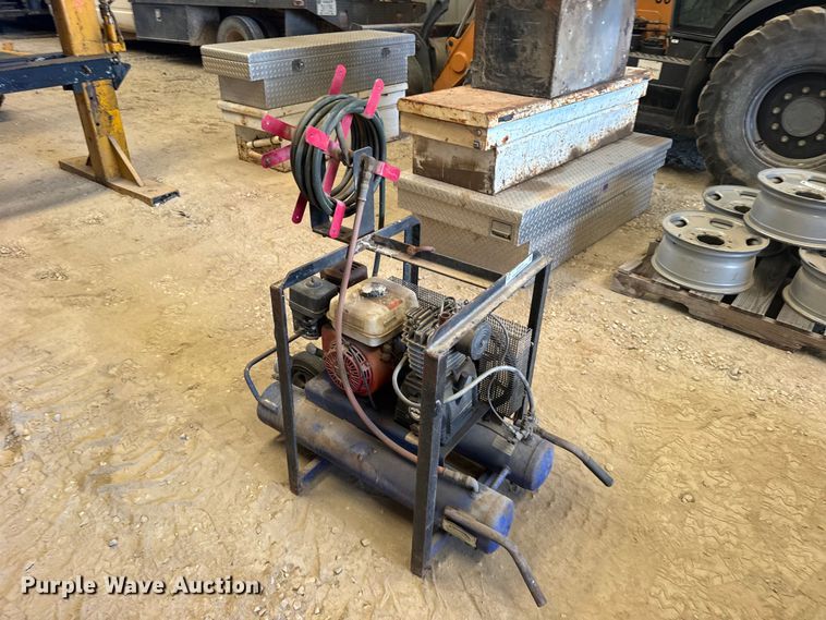 Air Compressor - photo 3