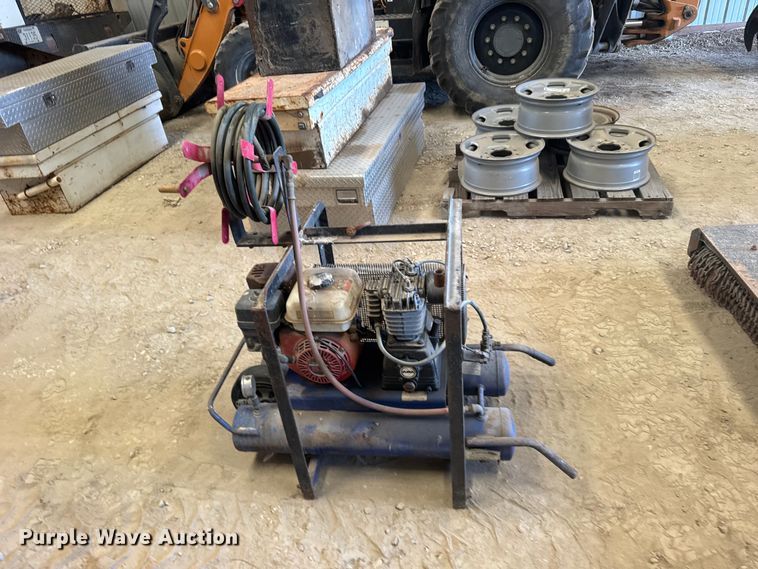 Air Compressor - photo 4