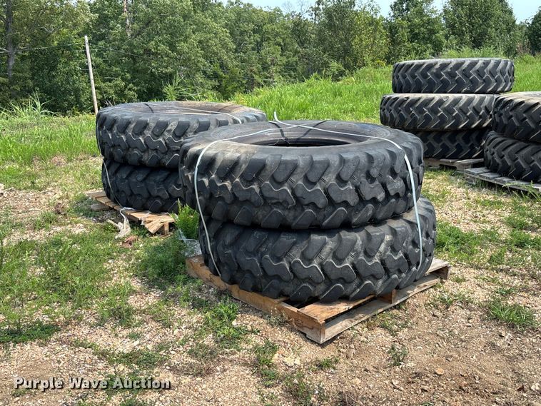 (4) Bridgestone V-Steel Tires - photo 3