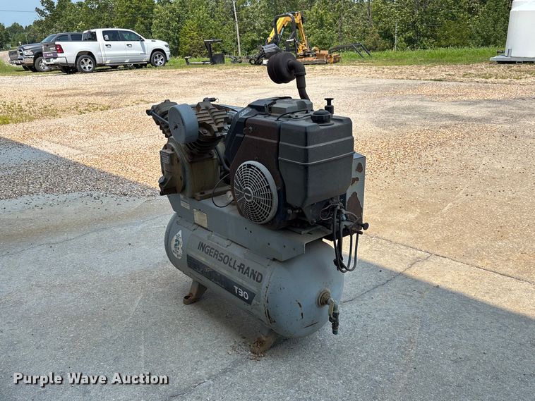 1996 Ingersoll Rand T30 Air Compressor - photo 3
