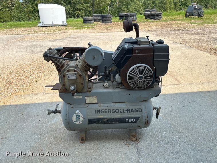 1996 Ingersoll Rand T30 Air Compressor - photo 4