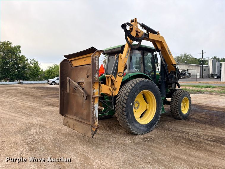 2017 John Deere 6105E MFWD Tractor - photo 5