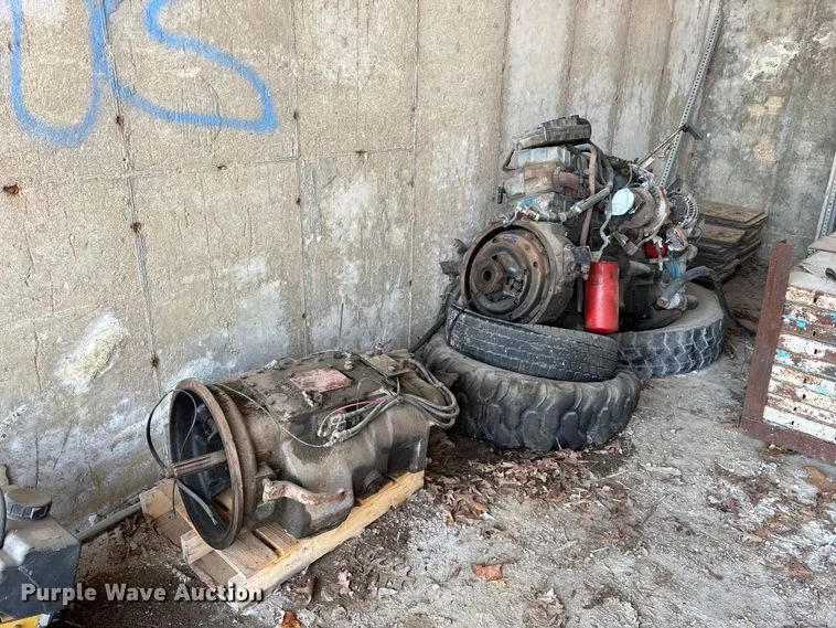 International DT466 Engine
