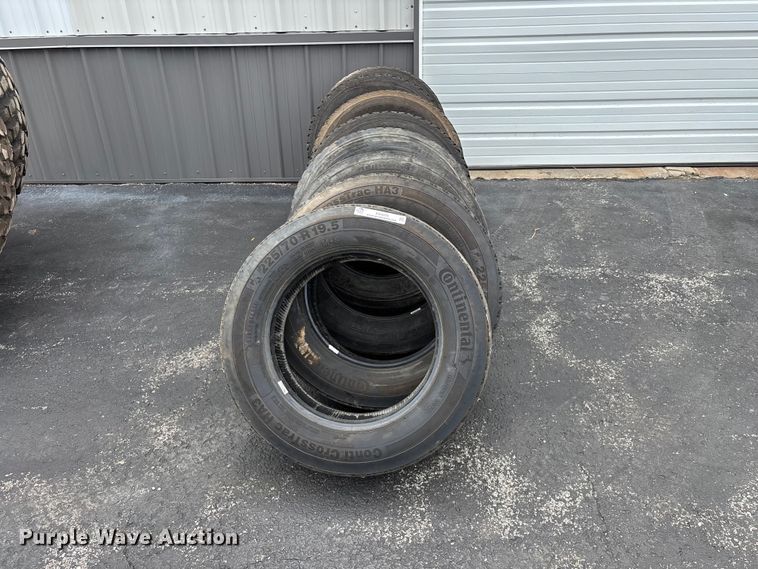 Tires - photo 2