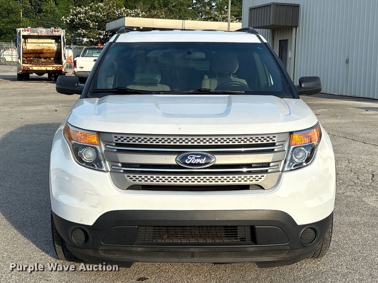 2015 Ford Explorer SUV - photo 2