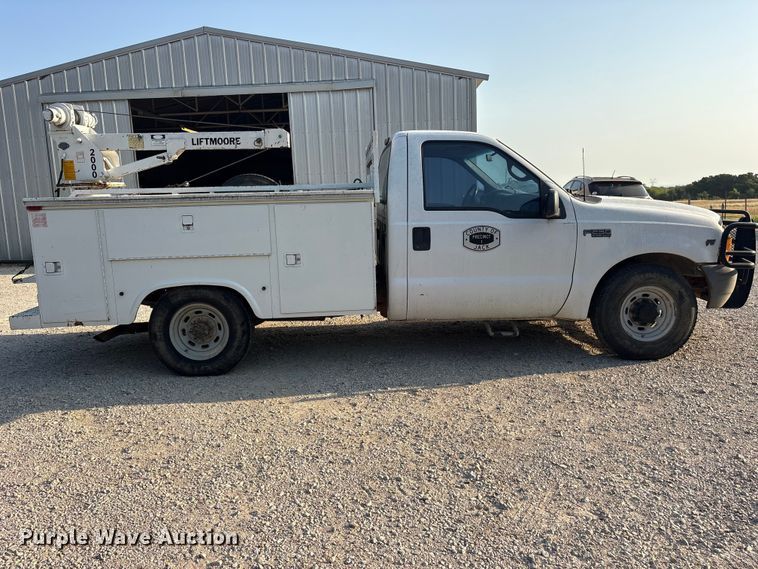 1999 Ford F250 Super Duty Utility Bed Pickup Truck - photo 4