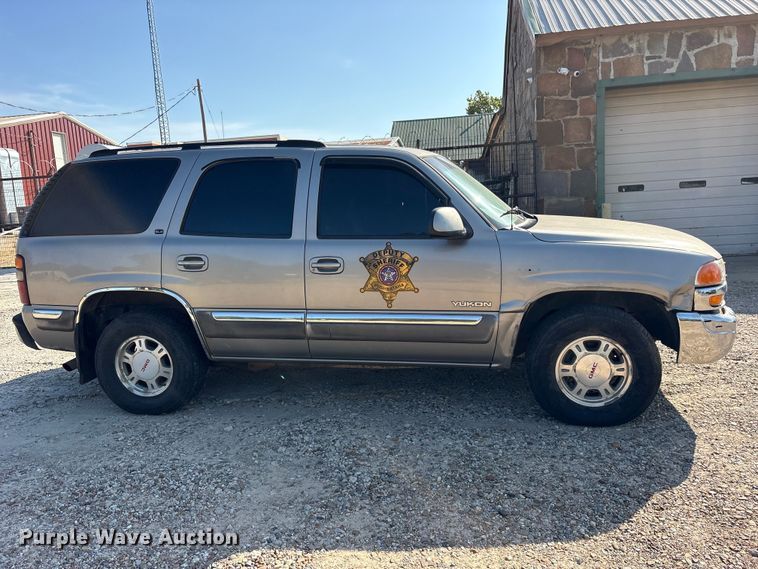 2000 GMC Yukon SUV - photo 4