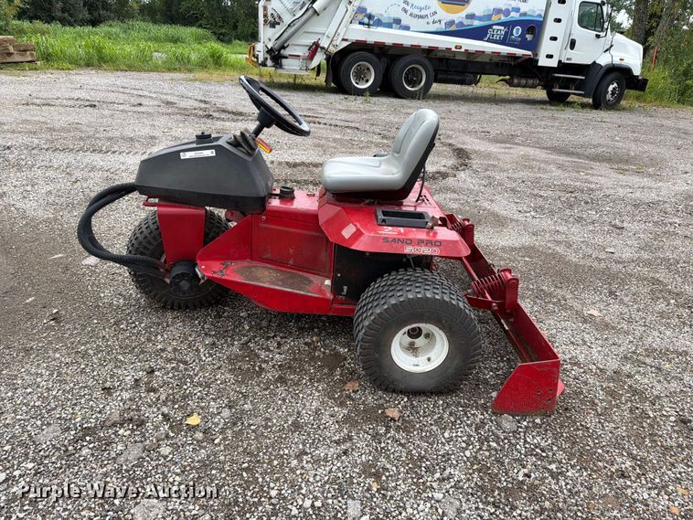 Toro Sand Pro 5020 Bunker Rake - photo 5
