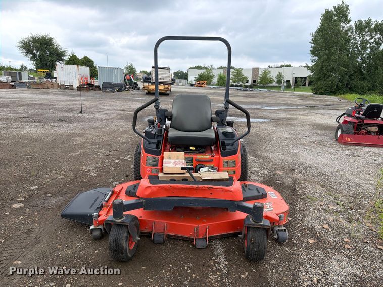 Kubota ZG332 ZTR Lawn Mower - photo 2