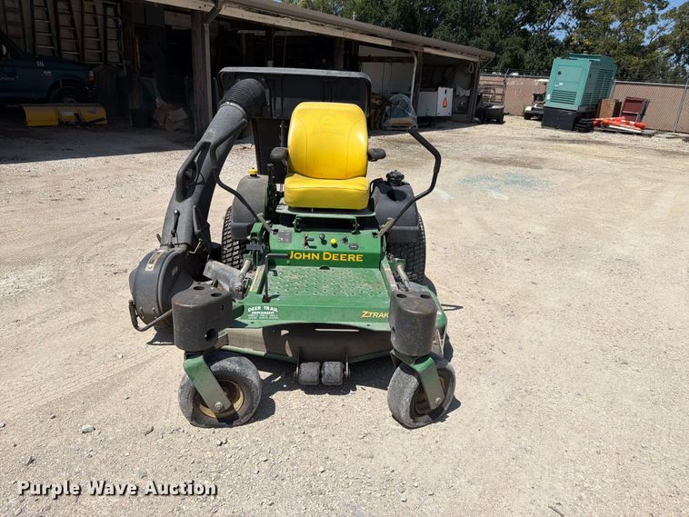 John Deere 717A Z Trak ZTR Lawn Mower - photo 2
