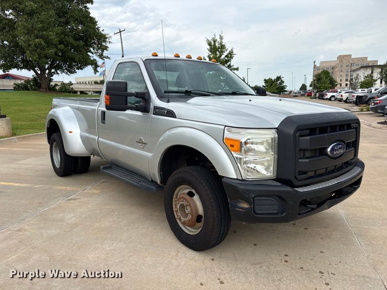 2016 Ford F350 Super Duty Pickup Truck - photo 3